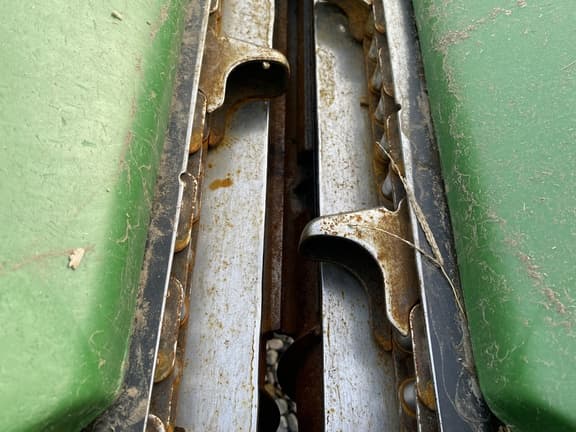 Image of John Deere CR12 equipment image 3