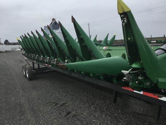 Image of John Deere CR12 Primary image