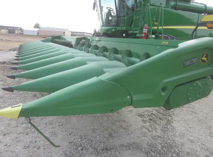 Image of John Deere CR16 equipment image 4
