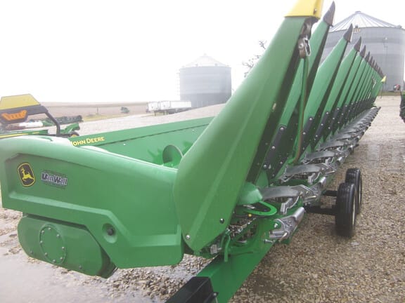 2025 John Deere CR16 Equipment Image0