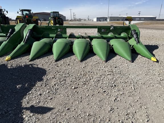 Image of John Deere CR6 Primary image