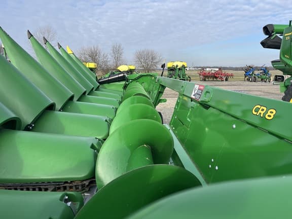 Image of John Deere CR 8 Primary image