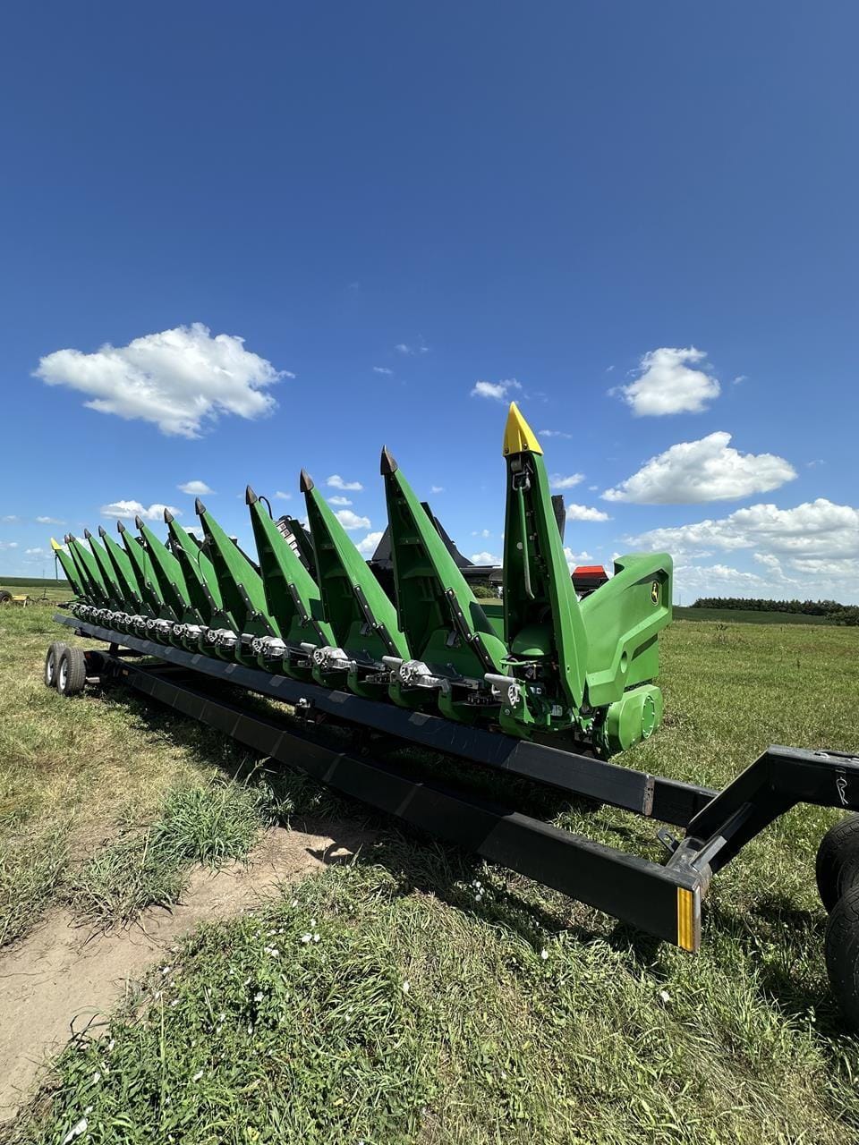 2025 John Deere CR12 Equipment Image0