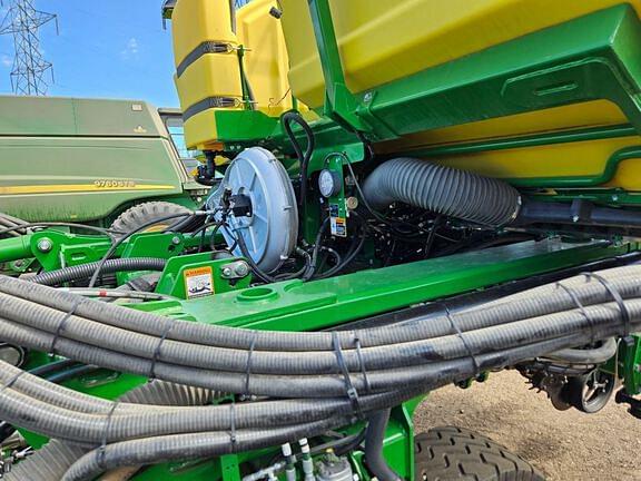 Image of John Deere DB60 equipment image 2