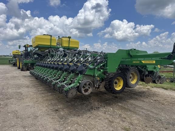 Image of John Deere DB60 Primary image