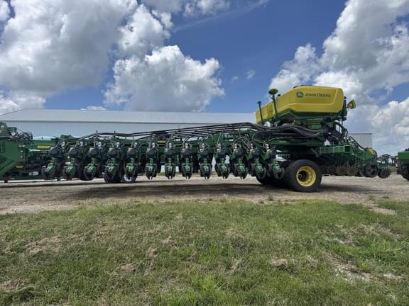 Image of John Deere DB60 equipment image 4