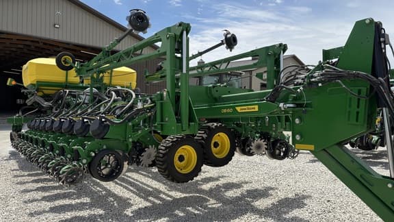 Image of John Deere DB60 equipment image 1