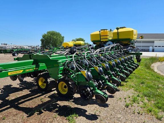 Image of John Deere DB60 equipment image 3