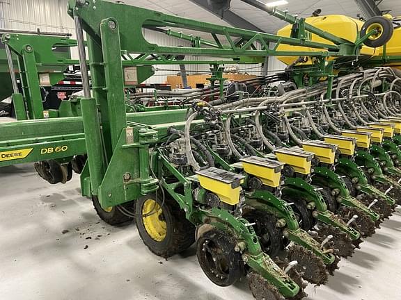 Image of John Deere DB60 Primary image