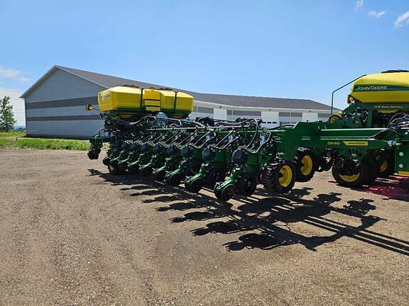 Image of John Deere DB60 equipment image 4