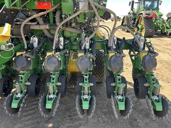 Image of John Deere DB60 equipment image 4