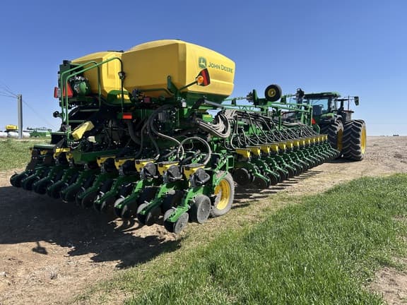 Image of John Deere DB60 equipment image 3