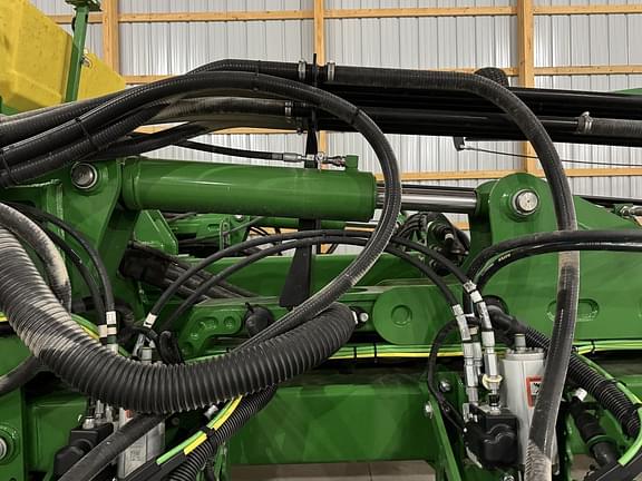 Image of John Deere DB60 equipment image 4