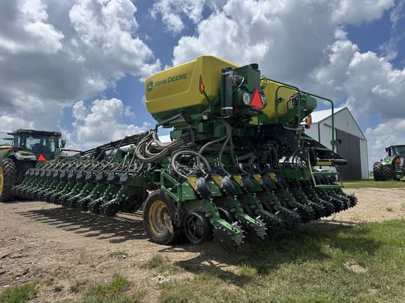 Image of John Deere DB60 equipment image 4