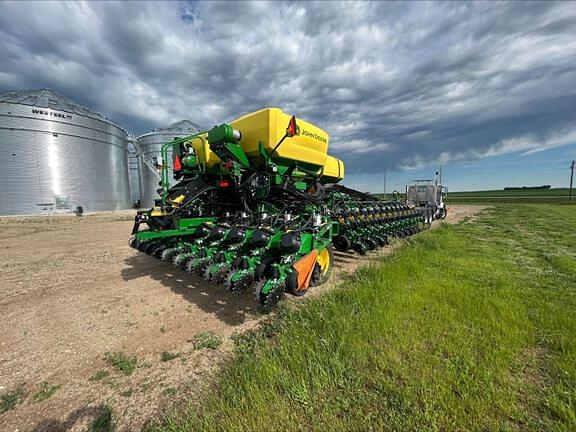 Image of John Deere DB66 equipment image 3