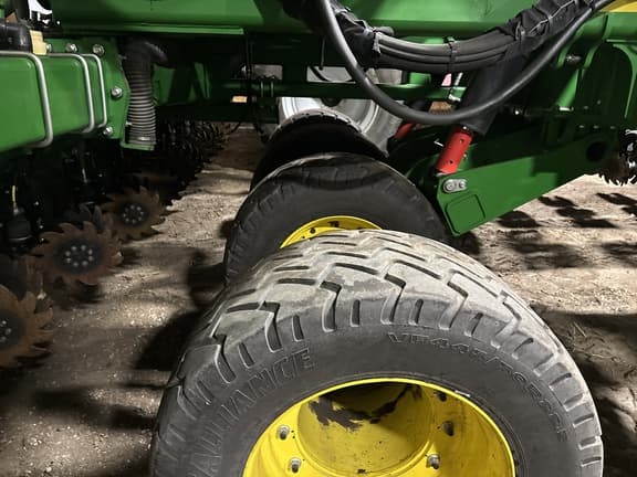 Image of John Deere DB66 equipment image 3