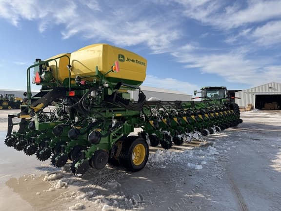 Image of John Deere DB80 equipment image 3