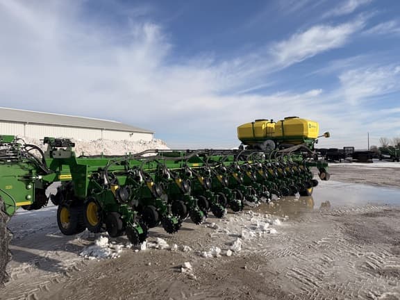 Image of John Deere DB80 Primary image