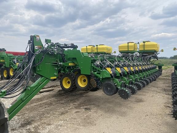 Image of John Deere DB80 Primary image