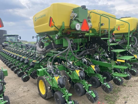 Image of John Deere DB80 equipment image 2