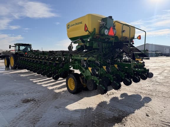 Image of John Deere DB80 equipment image 4