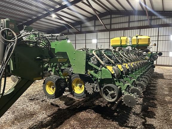 Image of John Deere DB80 equipment image 1