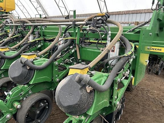Image of John Deere DB80 equipment image 4