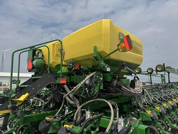 Image of John Deere DB90 equipment image 3