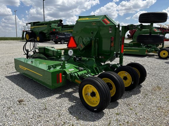 Image of John Deere FC10R equipment image 3