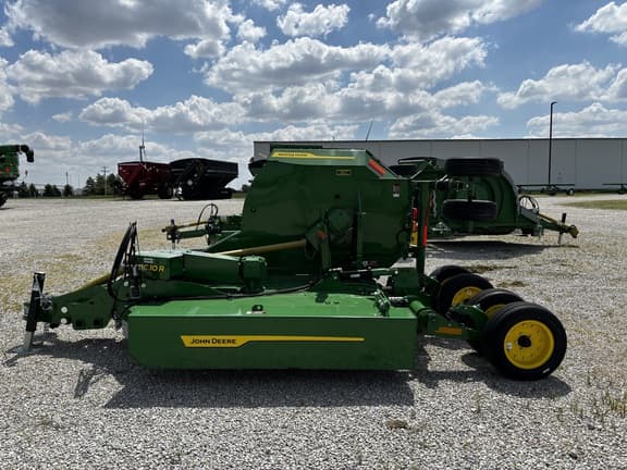 Image of John Deere FC10R equipment image 2