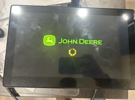 Image of John Deere G5 Universal Display equipment image 2