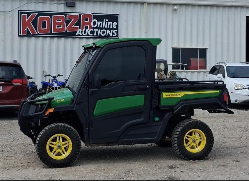 Image of John Deere Gator XUV 875R Primary image
