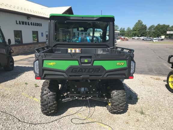 Image of John Deere XUV 875R equipment image 3