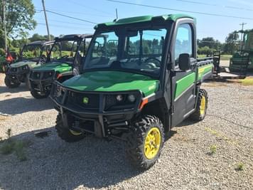 Main image John Deere XUV 875R