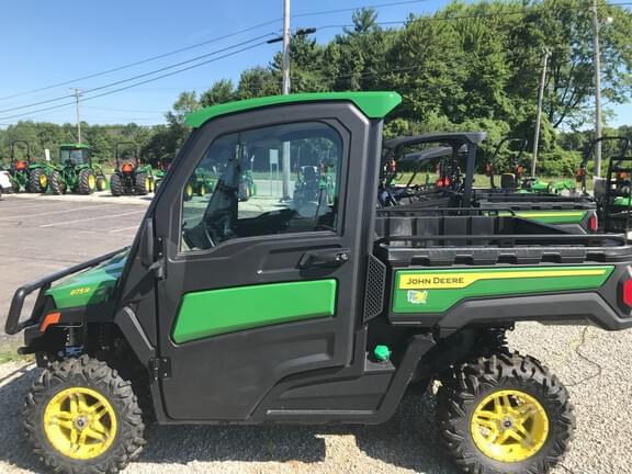Image of John Deere XUV 875R equipment image 1