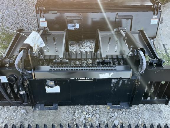Image of John Deere GR84B equipment image 4