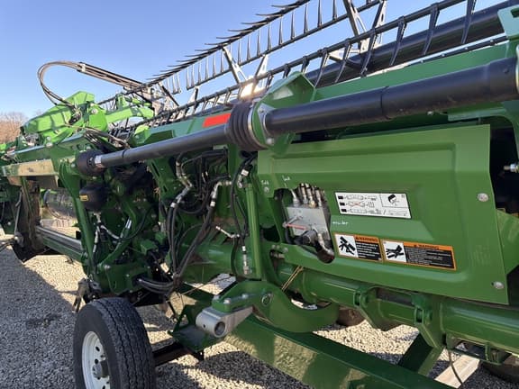 Image of John Deere HDF35 equipment image 2