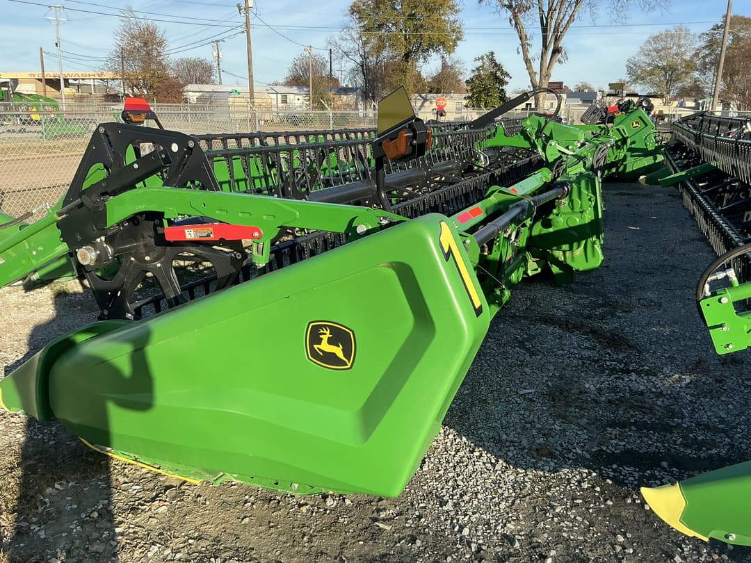 Image of John Deere HDF40 Image 1