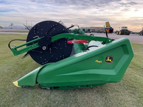 Image of John Deere HDF40 equipment image 1