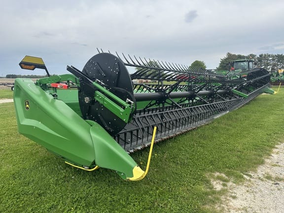 2025 John Deere HDF40 Equipment Image0