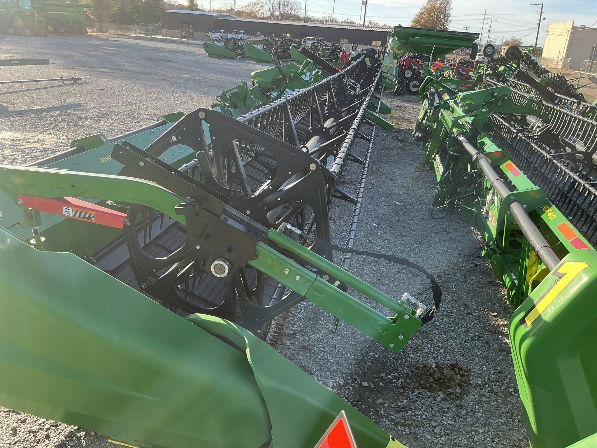 2025 John Deere HDF40 Equipment Image0