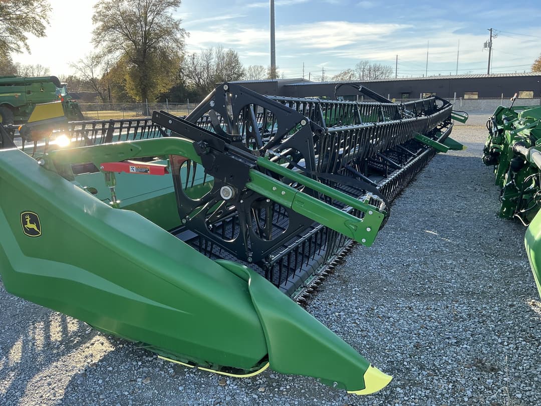 Image of John Deere HDF40 Image 1