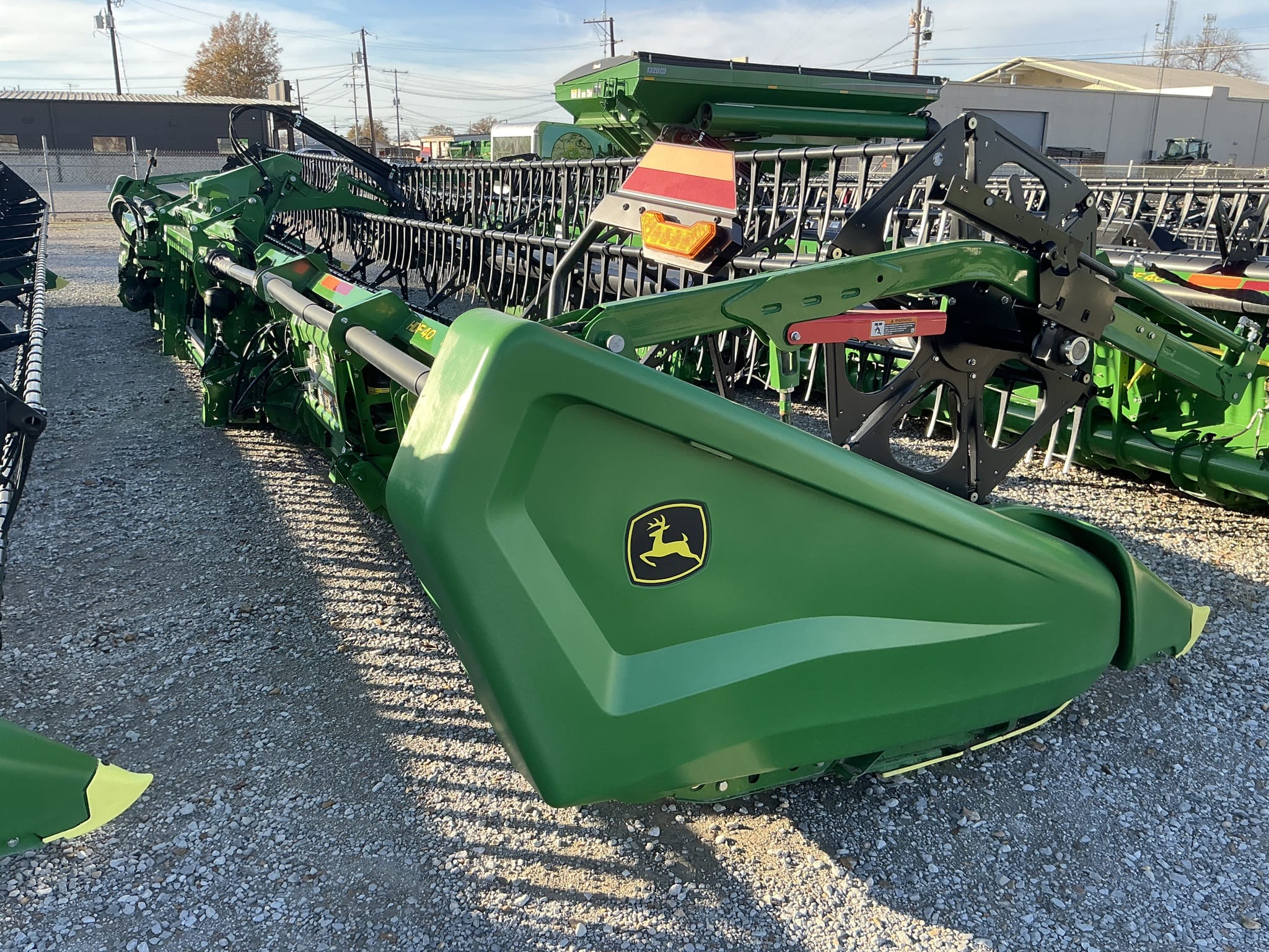 2025 John Deere HDF40 Equipment Image0