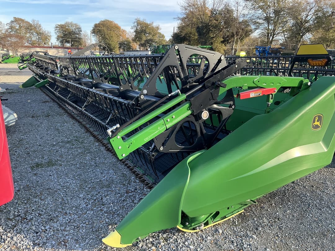 Image of John Deere HDF40 Image 0