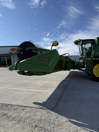 Image of John Deere HDF45 equipment image 3