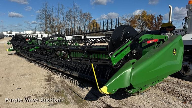 2025 John Deere HDF40 Equipment Image0