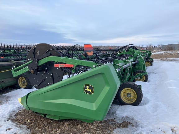 2025 John Deere HDR45 Equipment Image0