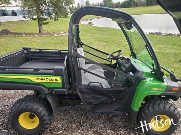 Image of John Deere HPX815E equipment image 4