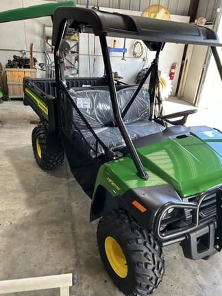 2026 John Deere HPX815E Equipment Image0