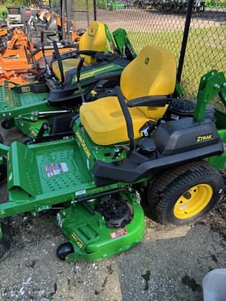 Image of John Deere Z720E equipment image 2